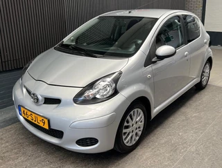 Toyota Aygo 2011 - 1.0-12V Comfort 2e Eigenaar - NAP - Navigatie - Airco image 6