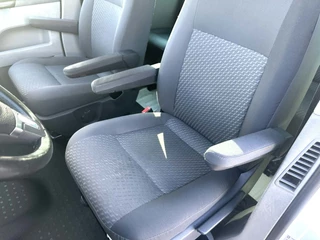 Volkswagen Transporter 2013 - Kombi 2.0 TDI L2H1 BlueMotion 3 + 3 + 3 Marge image 19