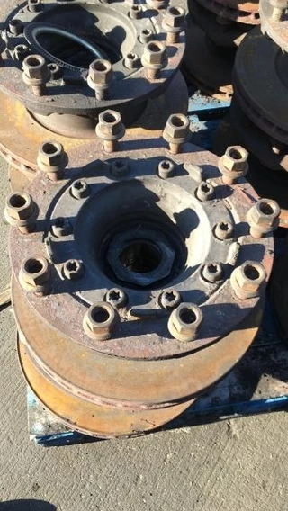 Scania N/A - WIELNAAF VOORAS/FRONT WHEEL HUB 4/R-SERIE image 2