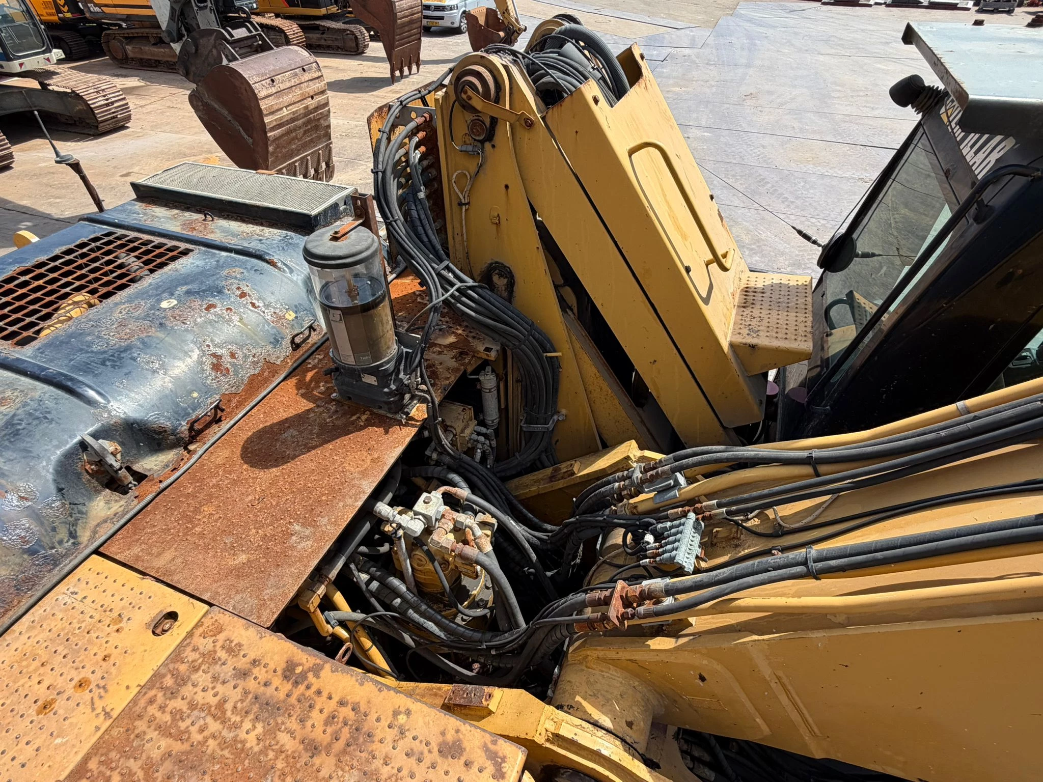 Caterpillar M325DMH 2009 afbeelding 29