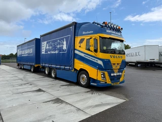 Volvo FH 2017 - 16 FH750 Schiebeplane mit Anhanger komplett 2017 Wie Neu!!! obrazek 1