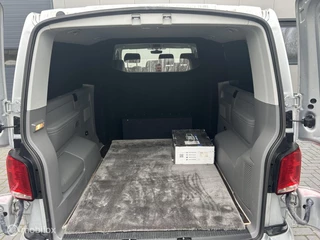 Volkswagen Transporter 2023 - 2.0 TDI 204pk DSG Caravelle 4 Motion изображение 22