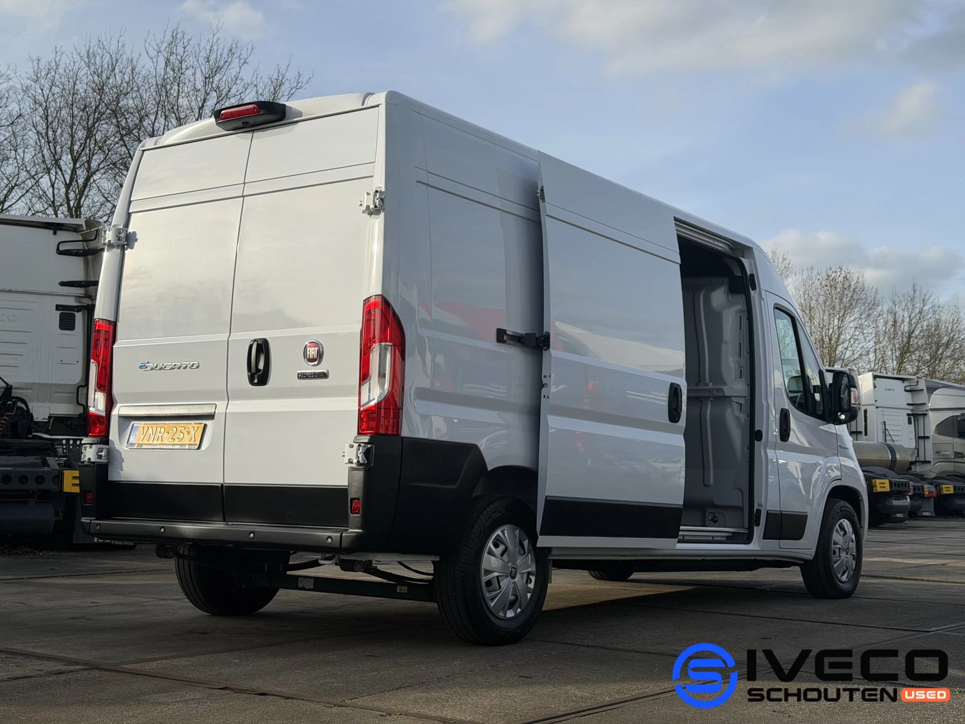 Fiat E-Ducato 2022 - 3.5T L3H2 47 kWh afbeelding 3