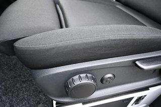 Mercedes-Benz eSprinter 2024 - 320 RWD L2H2 Select 81kWh imagem 20