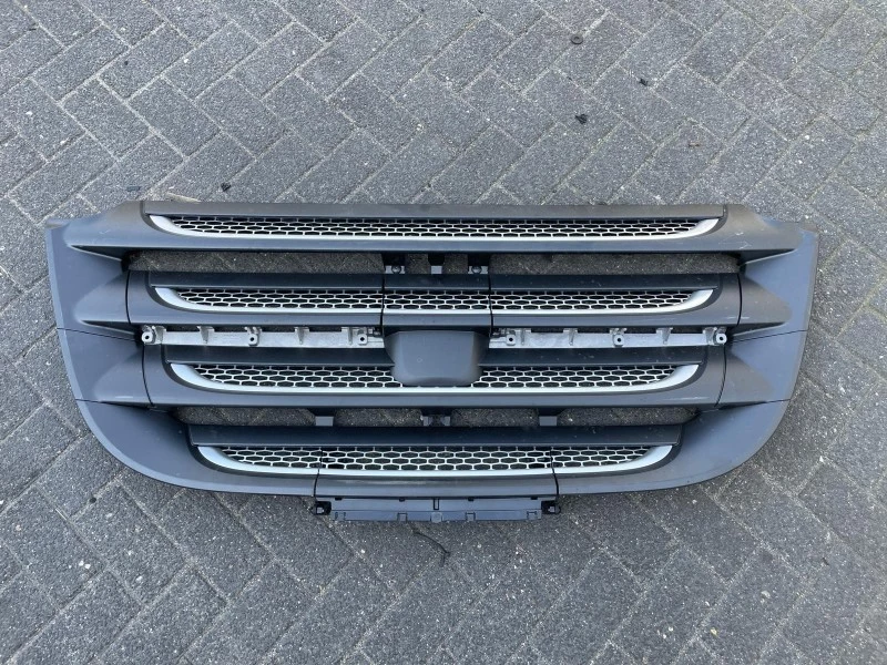 DAF 2022 - 2048272 GRILLE afbeelding 1