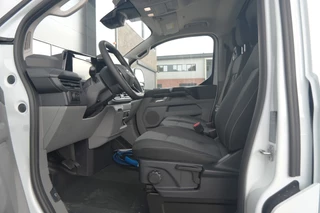 Ford E-Transit Custom 2026 - 320 L1H1 Limited 71 kWh 218pk - 2x Schuifdeur - Trekhaak - Camera - Carplay - Rijklaar obrazek 16