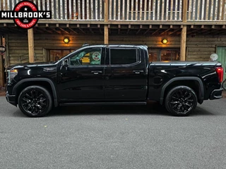 GMC Sierra 2024 - Denali Black edition 6.2L V8 imagen 5
