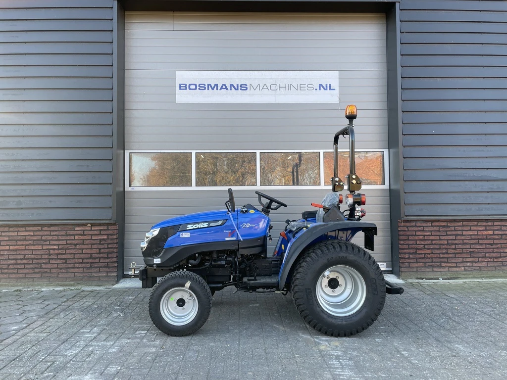 Solis 20 minitractor NIEUW (18.5 PK mitsubishi) incl gazonbanden 2026 afbeelding 1