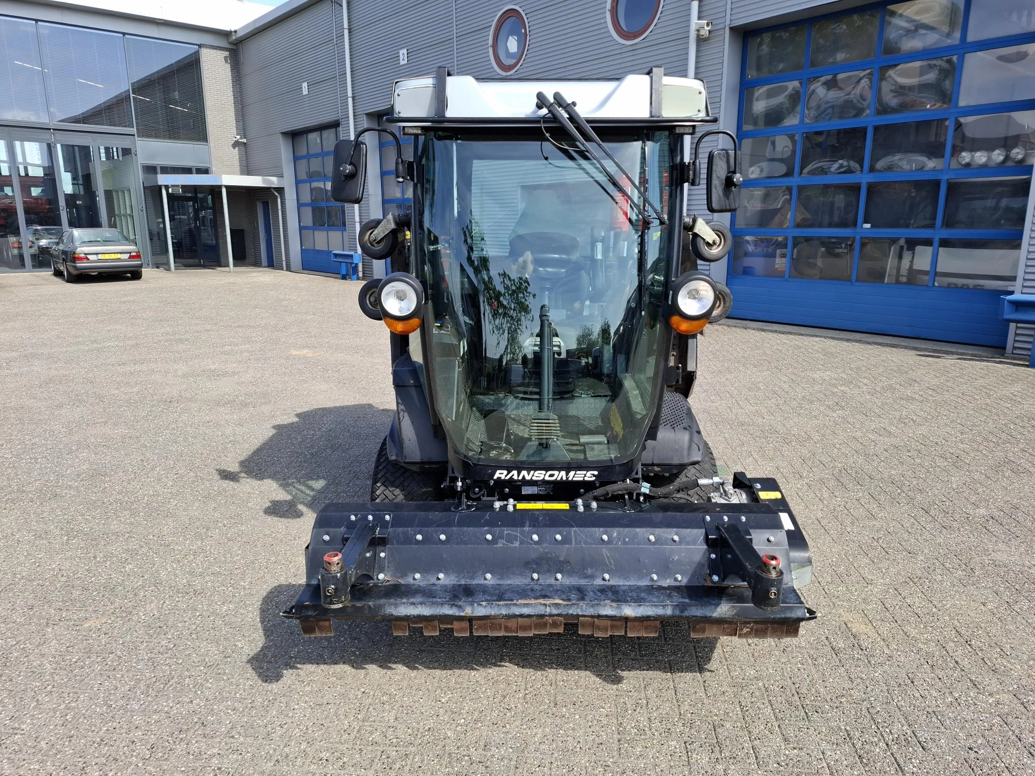 Ransomes 2021 - HM600 / FLAIL MOWER / 3855 HOURS / HYDROSTATIC / 65 HP / AIRCO / CLOSED CABIN / 2021 afbeelding 4