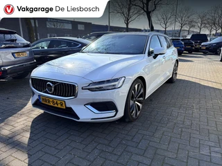 Volvo V60 2021 - 2.0 T6 Recharge AWD R-Design / 360 camera / Panoramadak / Leder / head-up / Harman-Kardon afbeelding 2 miniatuur