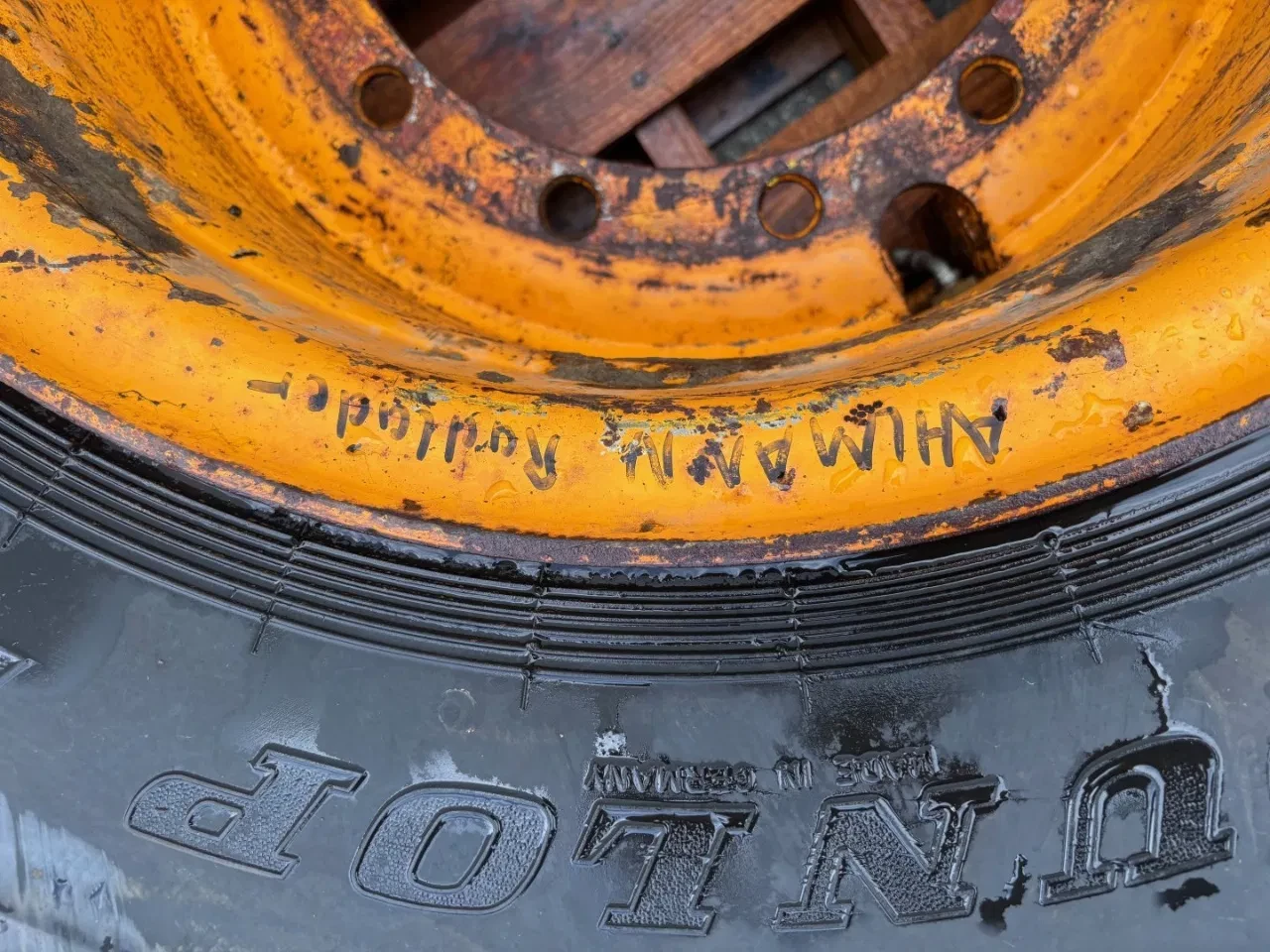 Dunlop - Used 555/70R24 EM Dunlop wheel for Ahlmann wheelloader obrázek 5