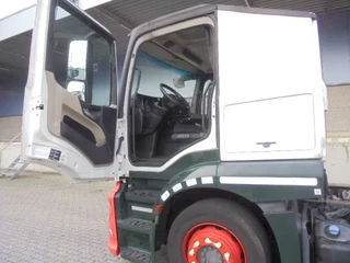 Mercedes-Benz Actros 2016 - 2340 LL 6X2 image 6