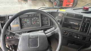 Volvo FH 2000 - 12.420 изображение 11