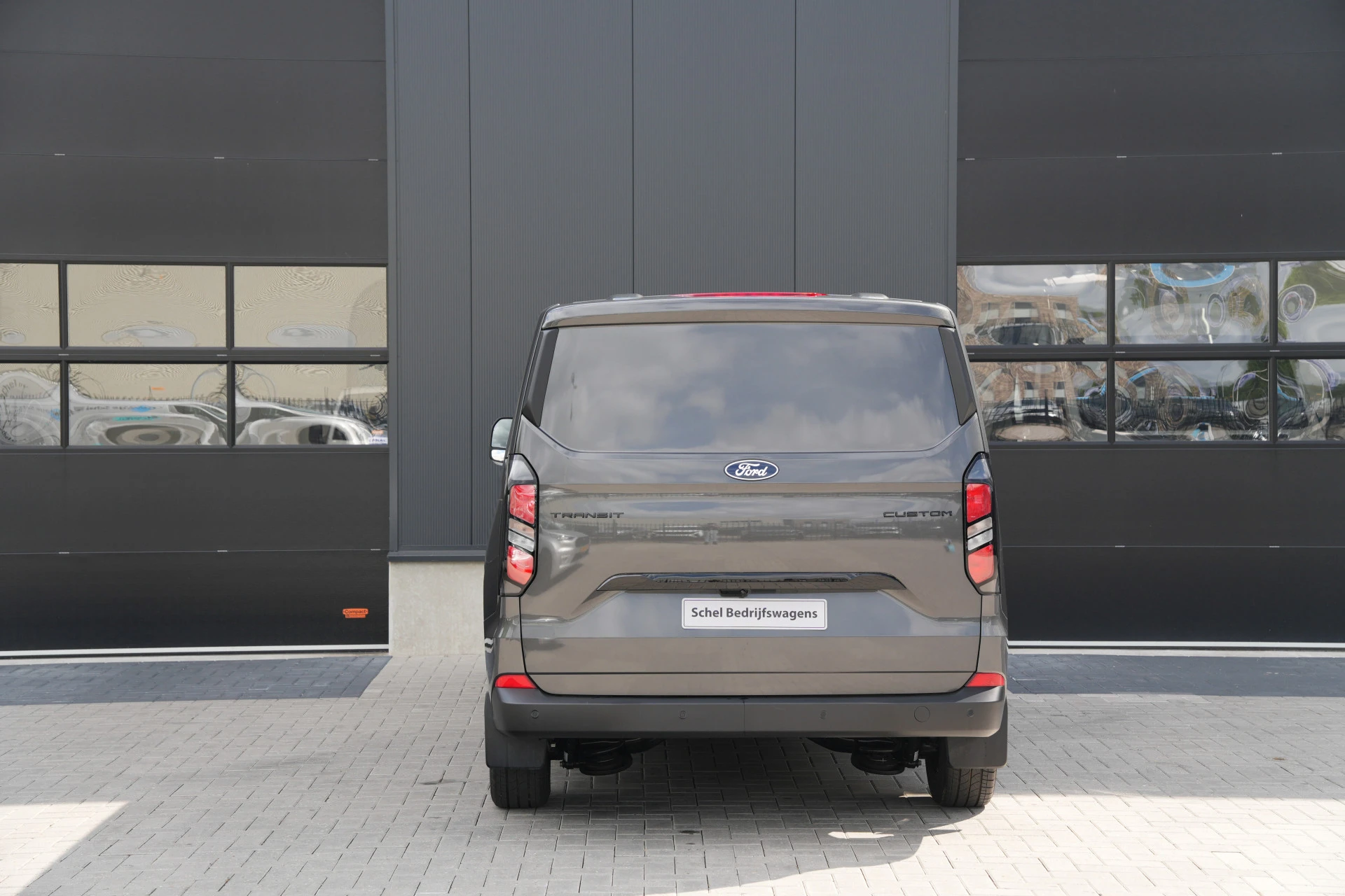 Ford Transit Custom 2025 - 320 2.0 TDCI L2H1 Trend 136pk - INCLUSIEF BPM - 2x Schuif - Achterklep - LED - Carplay - Stoelverwarming - Rijklaar Bild 7