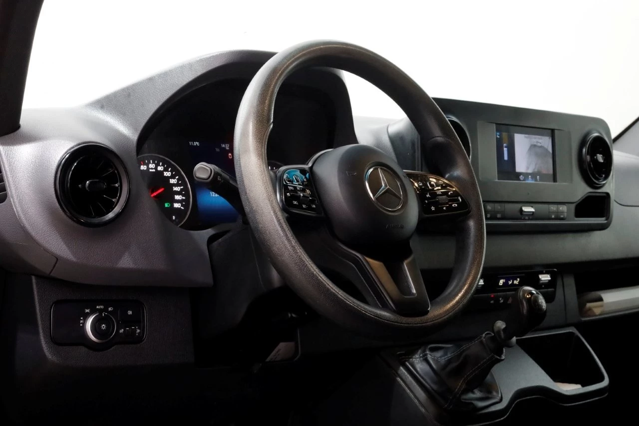 Mercedes-Benz Sprinter 2019 - 314 CDI 143pk E6 RWD L2H1 Navi/Camera/Trekhaak 3500kg 08-2019 Bild 12