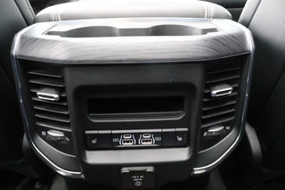 Dodge Ram 1500 2024 - 5.7i V8 Laramie Night Ed. 360 Camera / Luchtv. / Adaptive Cruise / immagine 41