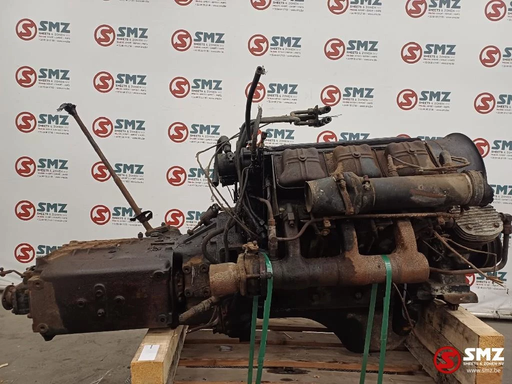 Deutz - Occ motor F6L413V Deutz + versnellingsbak AK6-80-5 afbeelding 2