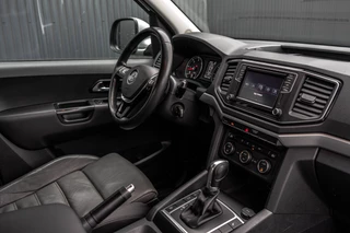 Volkswagen Amarok 2018 - 3.0 TDI V6 L2H1 XL | 4Motion | DC 5P | Highline | 225 PK | LED | Camera | Cruise | PDC | Trekhaak | Airco obrazek 2