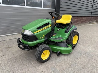 John Deere X140 Zitmaaier – Slechts 211 uur – 48 inch NIEUW maaidek 2009 afbeelding 1 miniatuur