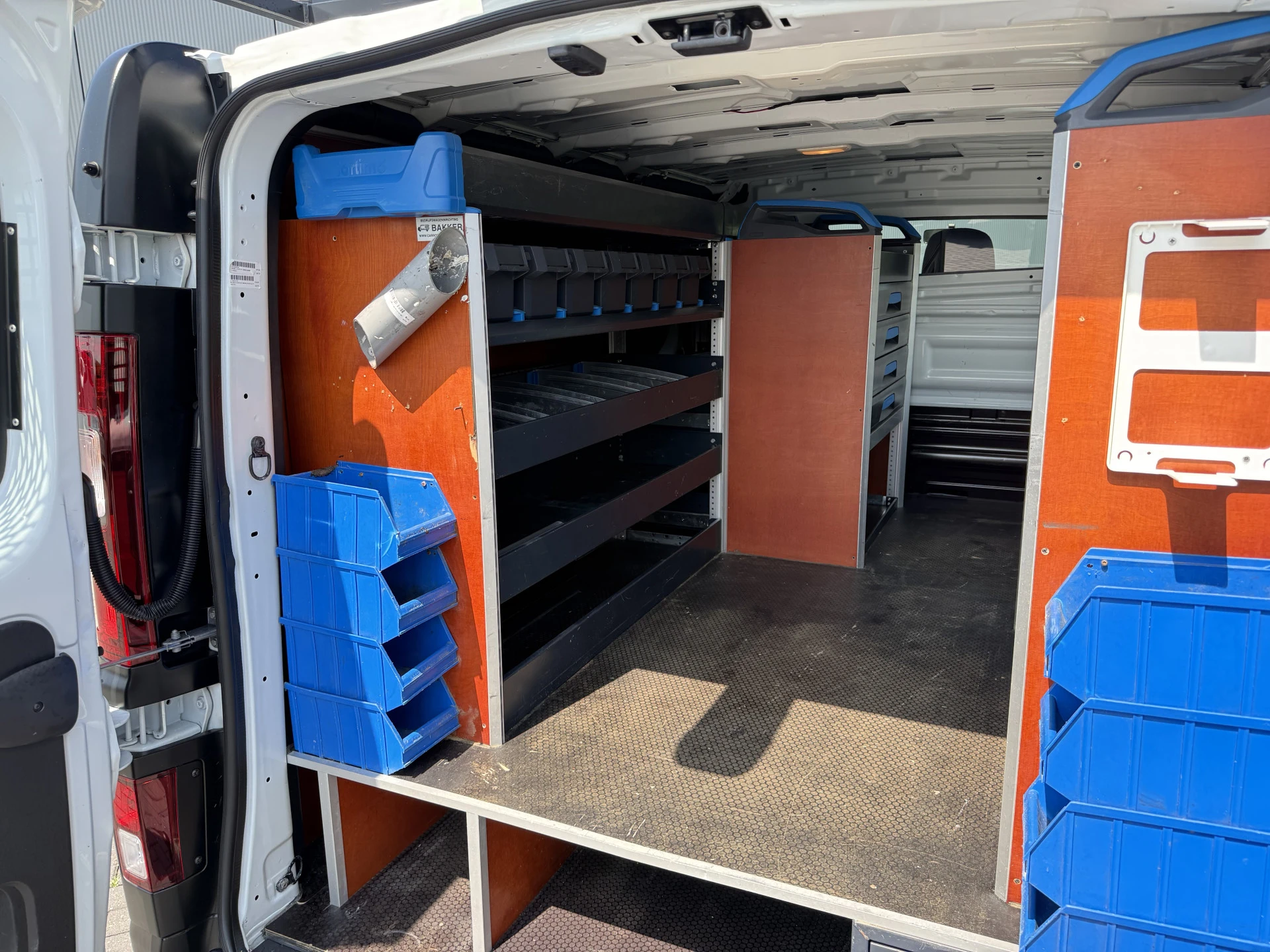 Renault Trafic 2020 - 2.0 dCi 145 PK / AUTOMAAT / L1H1 / 2x SCHUIFDEUR / INRICHTING / TREKHAAK / IMPERIAAL / 3-ZITS afbeelding 10