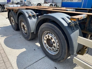 Krone N/A 2010 - SD Chassis / ADR / 2x Extendable / MB + Disc / 2x Lift Axle image 8