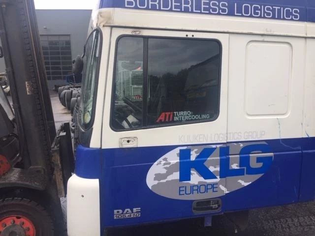 DAF 2010 - 1676218 LINKER PORTIER XF105 afbeelding 1