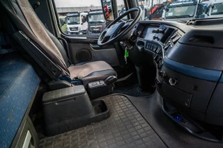 Volvo FH 2008 - 480-6x2+ HYDR. -EURO 5 image 11