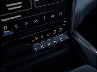 Dodge Ram 1500 2024 - Limited Longhorn 5.7L V8 4x4 Crew Cab image 41