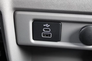 Ford Transit Custom 2024 - 320 2.0 TDCI L2H1 Trend 170pk - Achterklep - Carplay - Android - LED koplampen - Stoelverwarming - 70l tank - Rijklaar image 35
