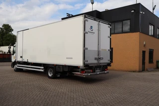 Renault D 2015 - * EURO6 * 4X2 * CARRIER * imagen 3 miniatura