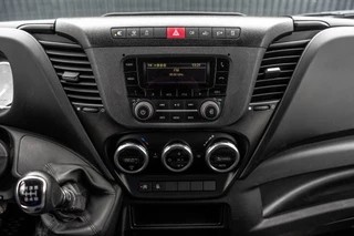 Iveco Daily 2023 - 35S14V L2H2 | 140PK | 3.5T Trekgewicht | Cruise | Climate zdjecie 19