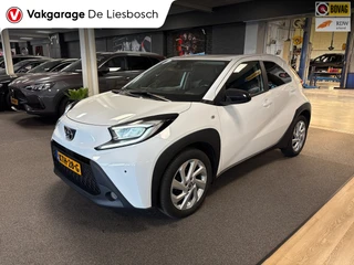 Toyota Aygo 2022 - X 1.0 VVT-i MT Play /clima/stoelverw / camera/cruisec /pdc/apple/boeken te koop