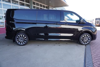 Ford Transit Custom 2026 - 340L 2.5 PHEV 233PK L2H1 Titanium X 8 Persoons PHEV Automaat imagen 3