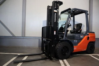 Toyota 2023 - 52 - 8 FDF 30 te koop