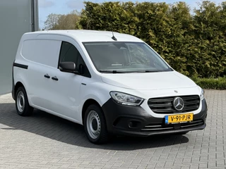 Mercedes-Benz eCitan 2024 - 112 Pro 51 kWh / L2H1 / TREKHAAK / 3-ZITS /**7.445 KM!!** / CAMERA / CRUISE / ECC / CARPLAY immagine 4