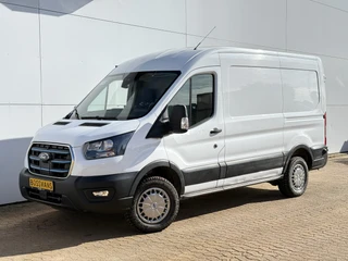 Ford E-Transit 2023 - 68kWh 184PK L2H2 316km WLTP 97,2% (SOH) Climate Control Cruise Control CarPlay Camera Navigatie Parkeersensoren v+a for sale