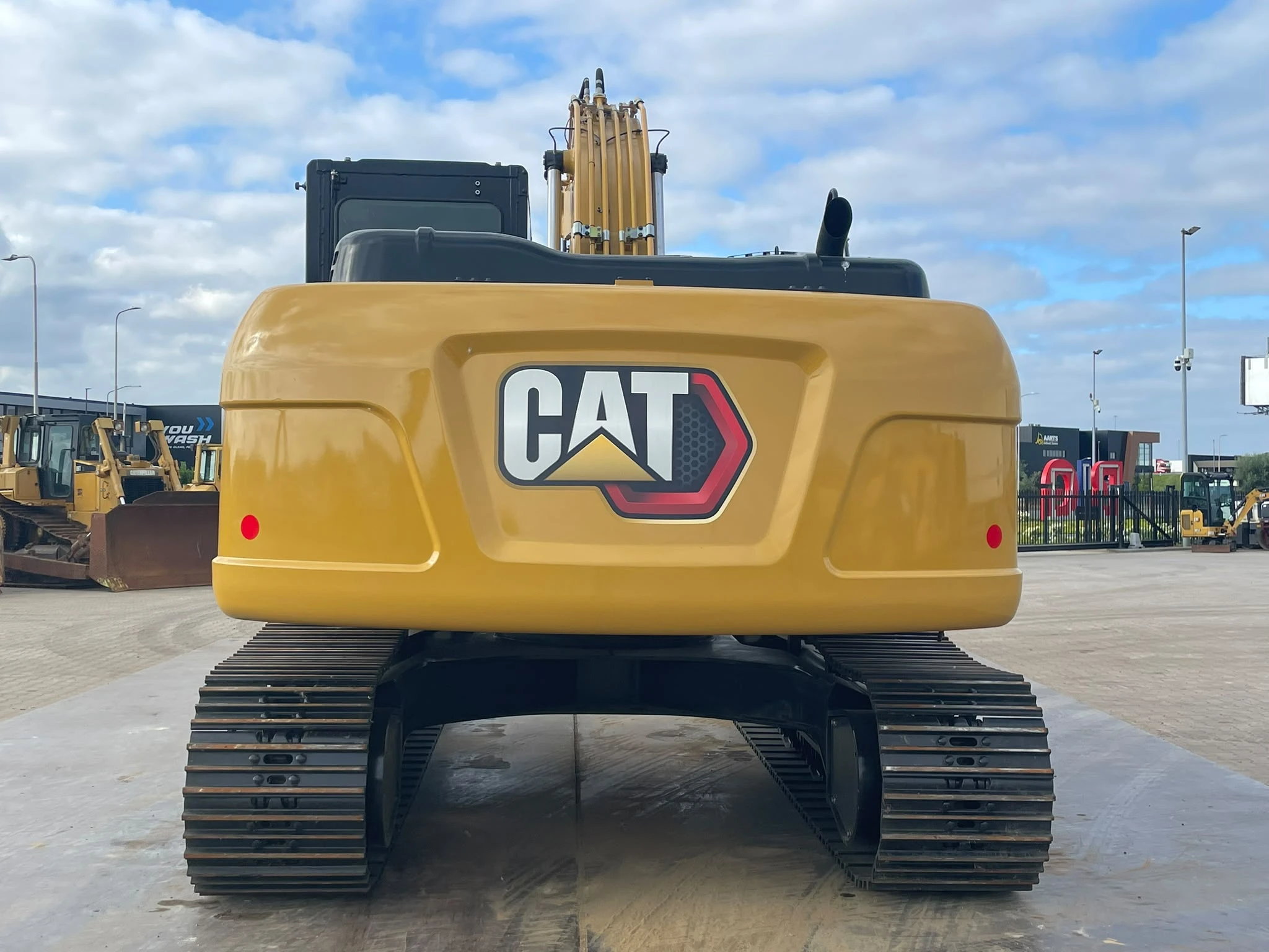 Caterpillar 323D3 2025 Bild 4