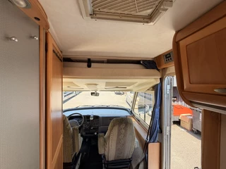 Hymer B 534  motor Airco 2000 - 2.8 met motor airco image 11