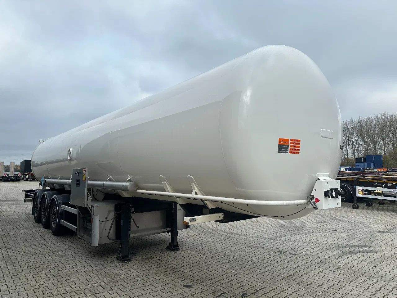 Diversen 2008 - Fluid / LPG / 50.100L / P28BH / Propane / Butan / GAZ / ADR / DP: 05/29 изображение 8