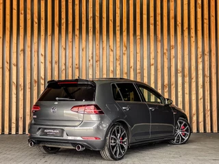 Volkswagen Golf 2018 - 2.0 TSI GTI Performance imagen 3