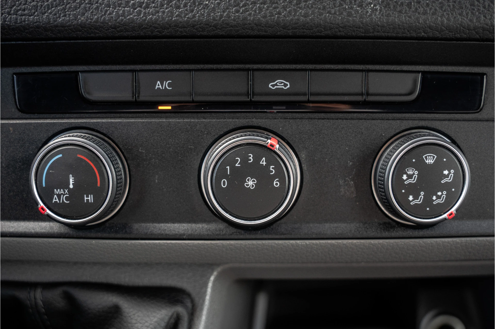 MAN TGE 2021 - 2.0 TDI | L3H3 | 140 PK | 3-Zits | Trekhaak 3.0T | 1e Eigenaar | Camera | Carplay | Cruise | Airco | Trekhaak afbeelding 21