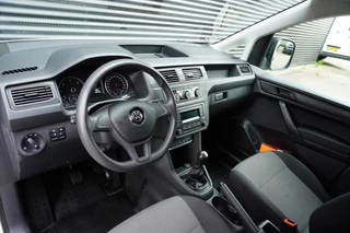 Volkswagen Caddy 2019 - 102pk L2H1 Maxi Trekhaak Airco Cruise control Stoelverwarming Parkeersensoren image 2 thumbnail
