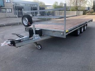 Hulco Medax 2012 - MEDAX-3 2 as Plateauwagen -3 3500 kg. image 2