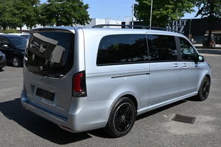 Mercedes-Benz V-Class 2024 - 300d 4-Matic Exclusive AMG L3 DC zdjecie 3
