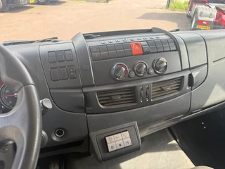 Iveco Eurocargo 2012 - Eurocargo 120E220 oprijwagen met rampen / TOP STAAT obrazek 17