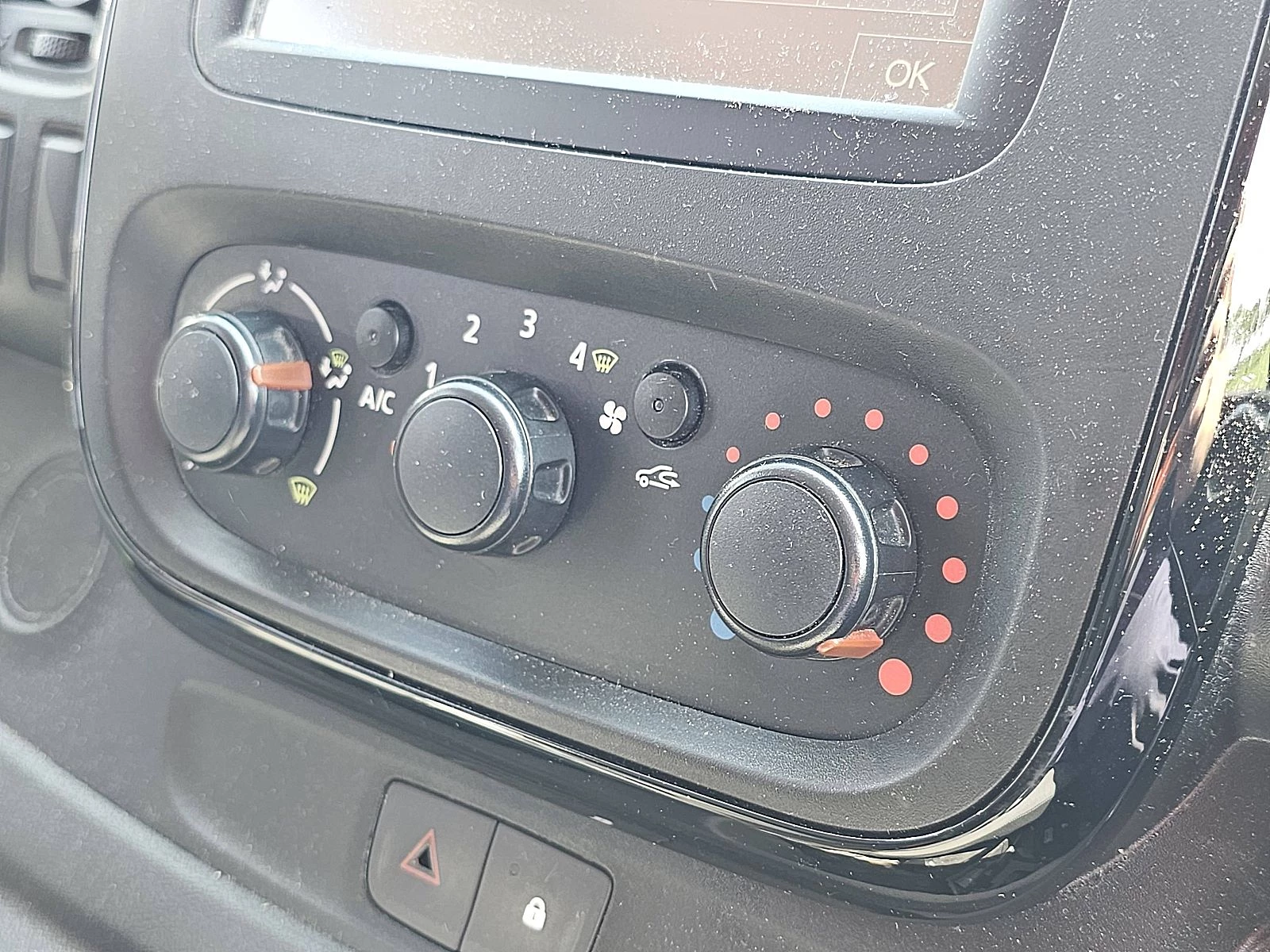 Opel Vivaro 2016 - 1.6DCI immagine 9