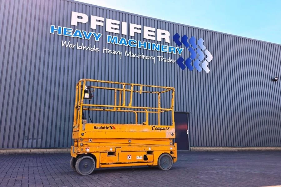 Haulotte 2015 - Compact 8 Electric, 8.2m Working Height, 350kg Cap zdjęcie 1
