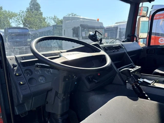 DAF 65.210 1994 - ATI CREWCAB KRONENBURG FIRE TRUCK (ONLY 26.750 KM!!! / EURO 2 / FULL STEEL SUSPENSION / MANUAL GEARBOX / ETC.) afbeelding 14