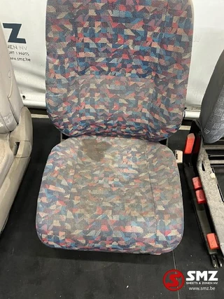 Mercedes-Benz N/A - Occ lot van 4 stoelen Mercedes bild 3
