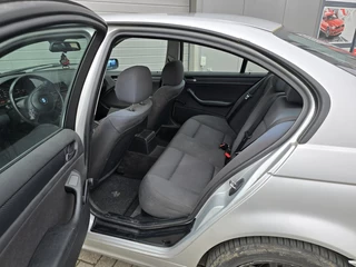 BMW 3 Series 2004 - 316i Special Executive APK tot 07-2027 obrazek 8
